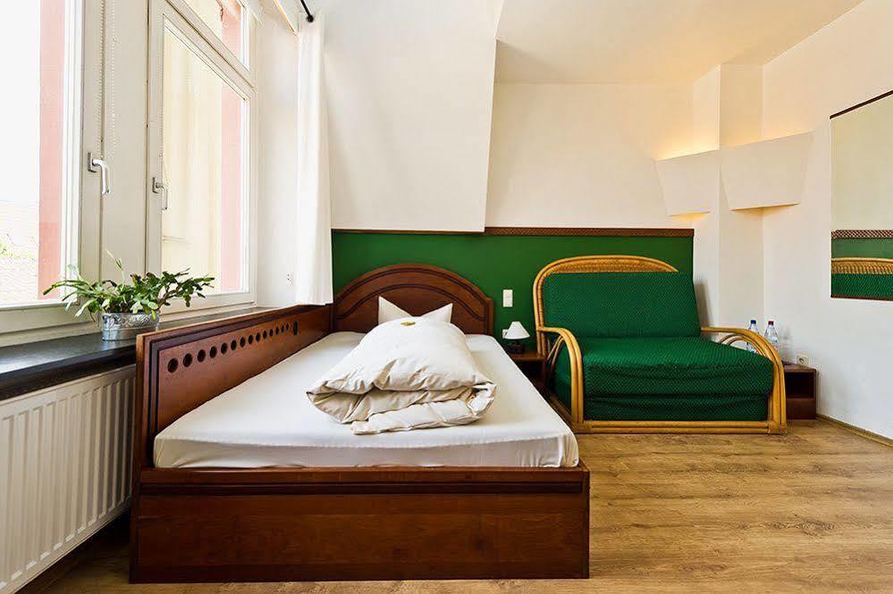 Hotel Monpti Хайдельберг Экстерьер фото